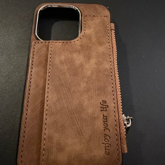 iPhone 16 Pro - Picture 2 of 3